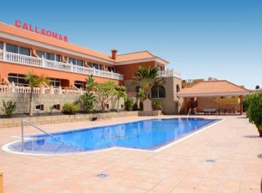 Apartments Callaomar - Pool