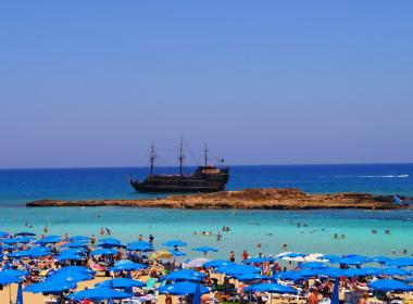 Fly-drive Neo Pafos