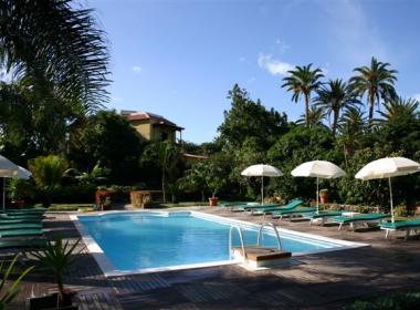 Apartments La Roseta - Pool