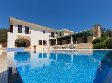 Superior Villa Aphrodite Hills 0403