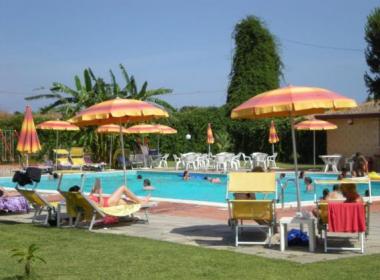Appartementen Villaggio Artemide - zwembad