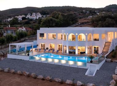 Villa Zoe Blue