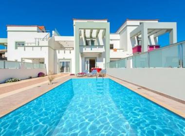 Villa Giannis Blue - zwembad