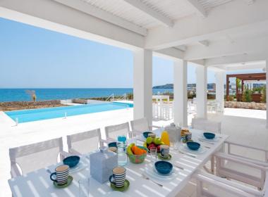 Villa Nada Beach - overdekt terras